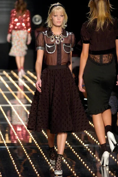 Look 46